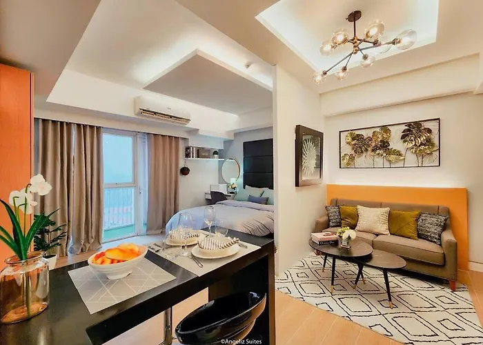 Venice View Balcony At Mckinley Hill Apartment Manila