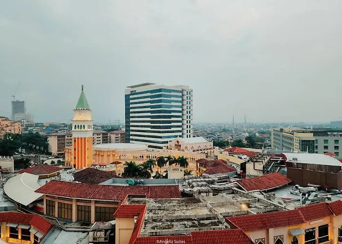 Apartment Venice View Balcony At Mckinley Hill