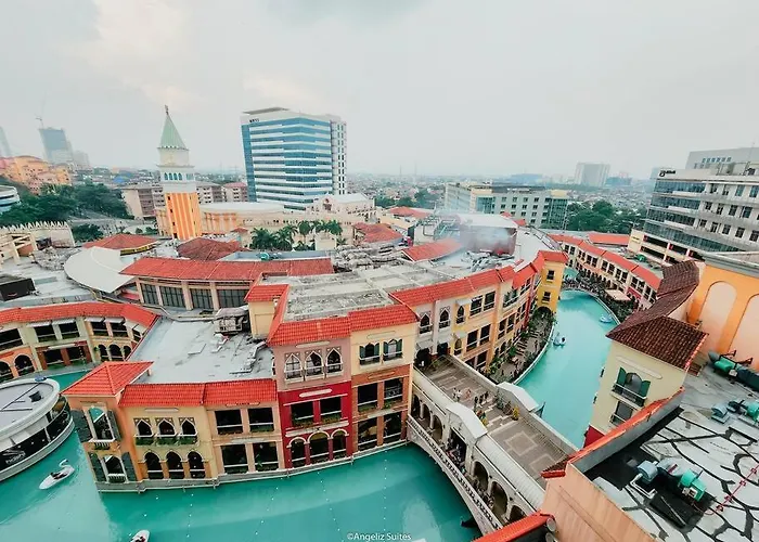 Apartment Venice View Balcony At Mckinley Hill Manila