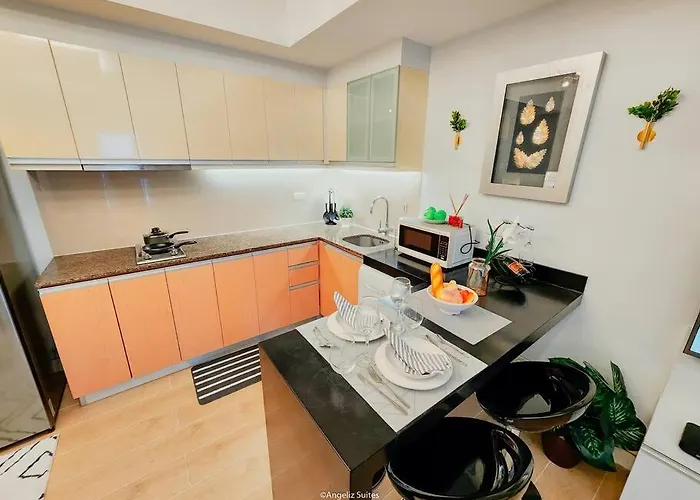 Apartment Venice View Balcony At Mckinley Hill