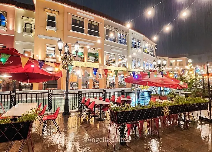 Venice View Balcony At Mckinley Hill *