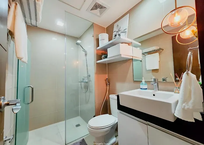 Apartment Venice View Balcony At Mckinley Hill